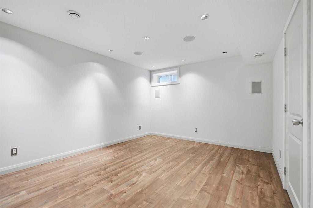 121 Copperstone Close Se, Calgary, AB