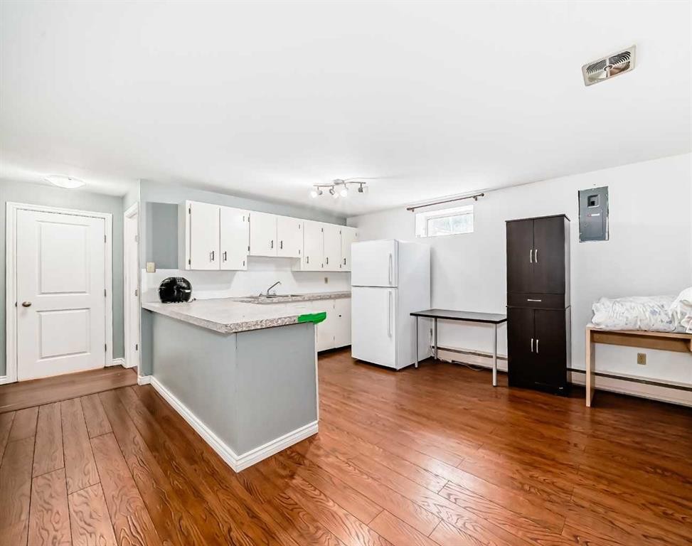 6441 18A Street Se, Calgary, AB
