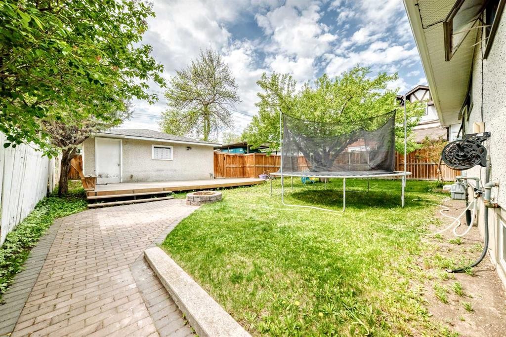 6441 18A Street Se, Calgary, AB