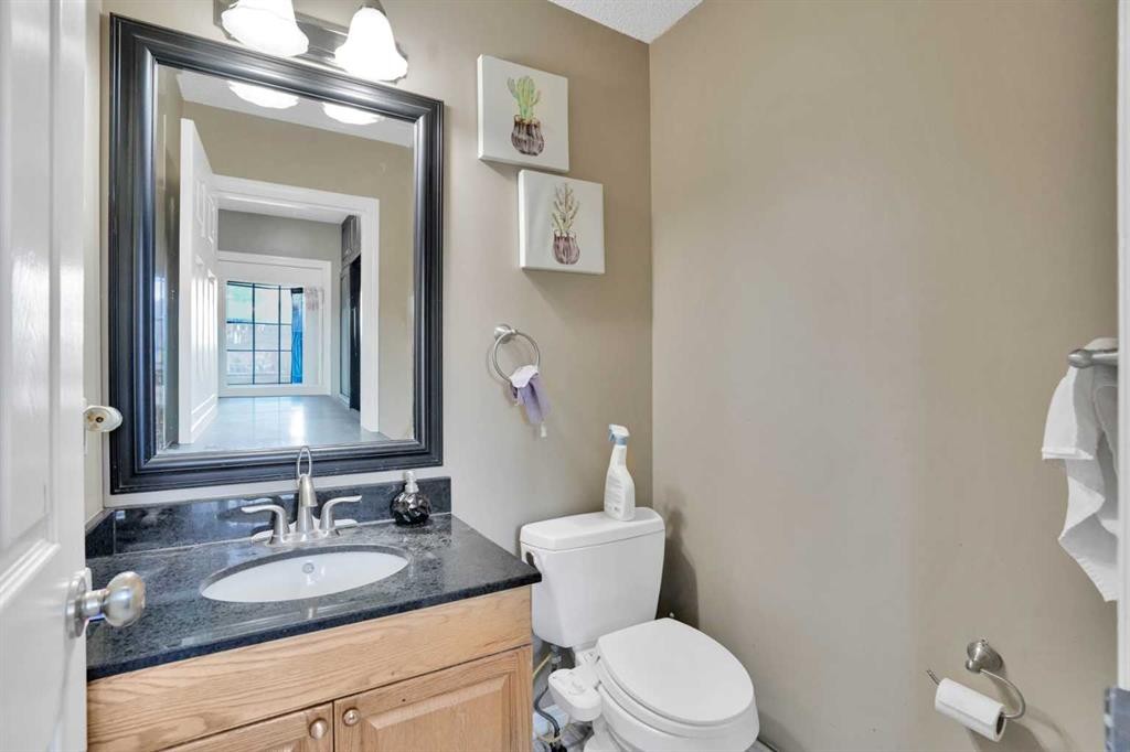 95 Castlegreen Close Ne, Calgary, AB