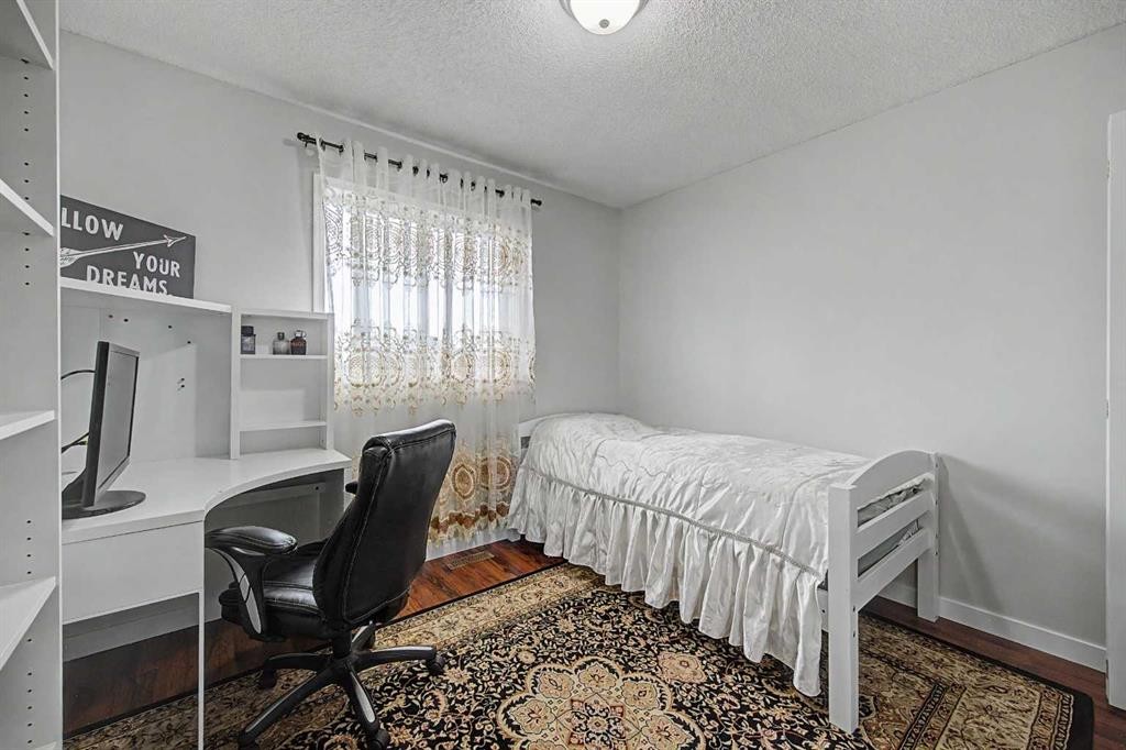 77 Citadel Gardens Nw, Calgary, AB