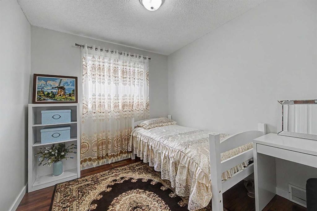 77 Citadel Gardens Nw, Calgary, AB