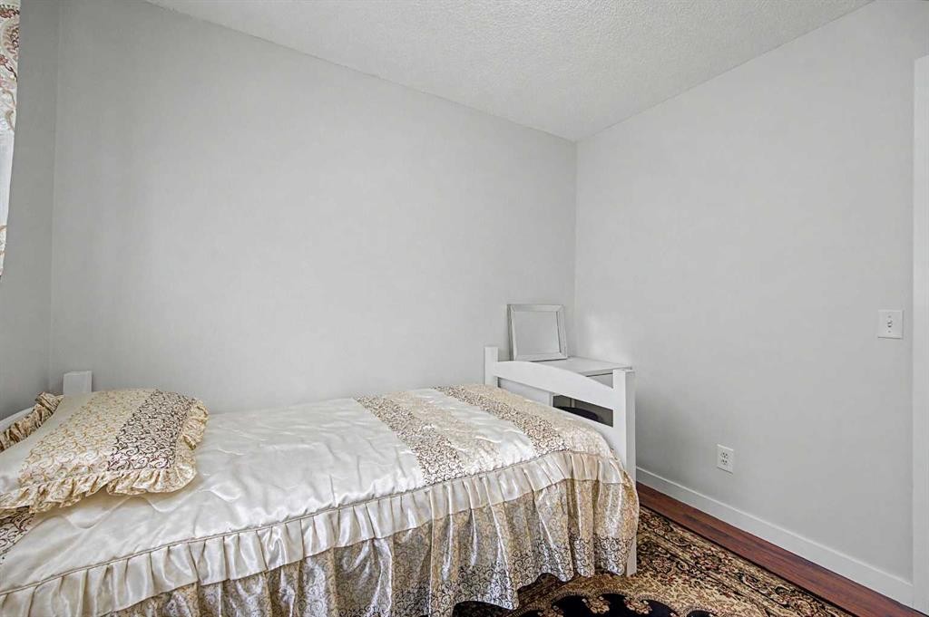 77 Citadel Gardens Nw, Calgary, AB
