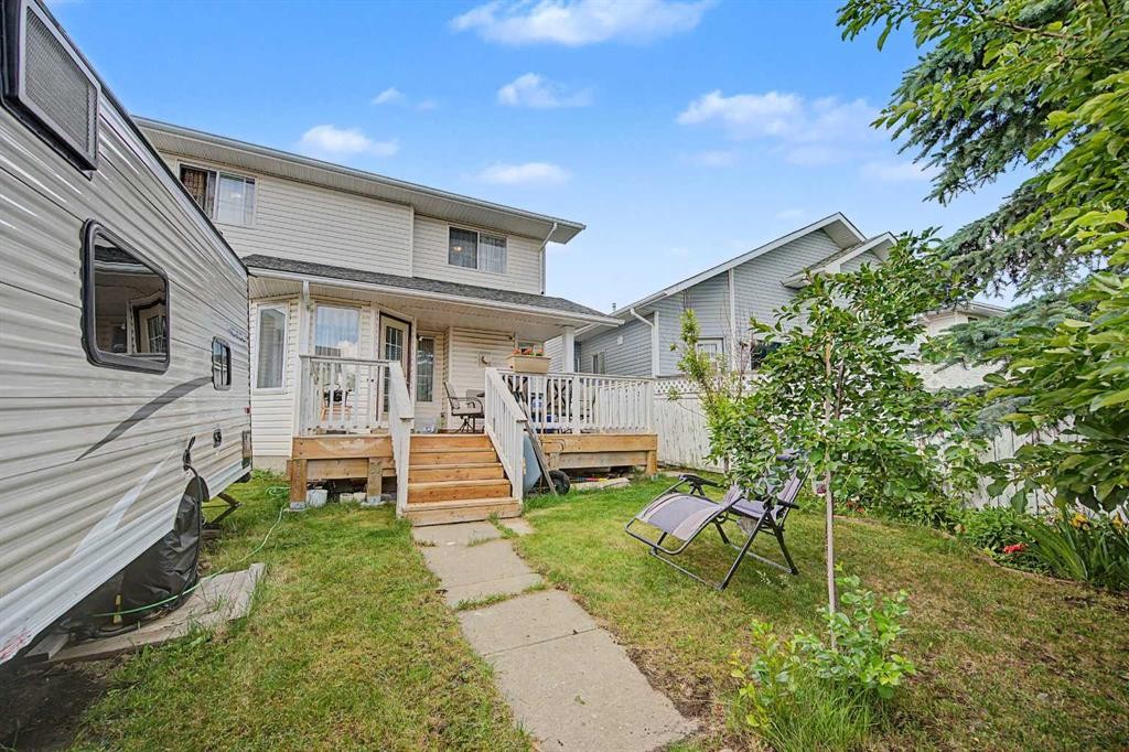 77 Citadel Gardens Nw, Calgary, AB