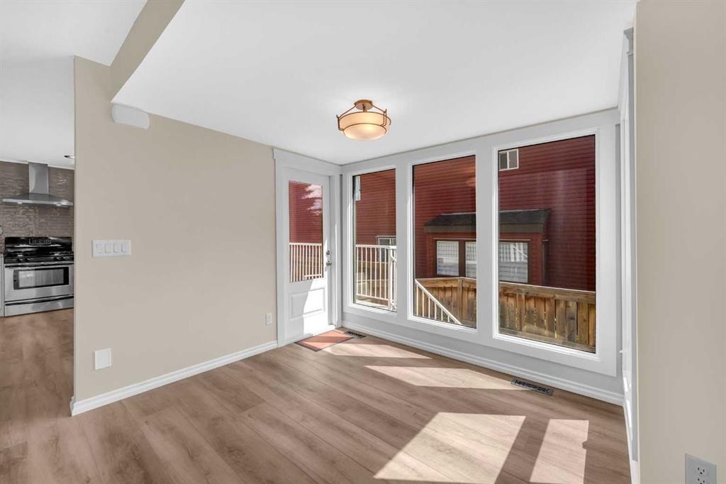 15 Ranch Glen Drive Nw, Calgary, AB - Indoor