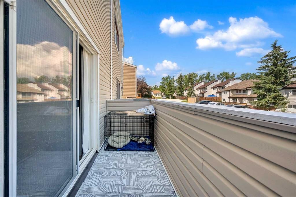 15 Ranch Glen Drive Nw, Calgary, AB - Outdoor With Exterior