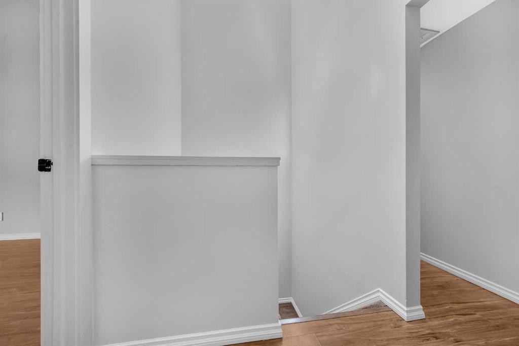 15 Ranch Glen Drive Nw, Calgary, AB - Indoor Photo Showing Other Room