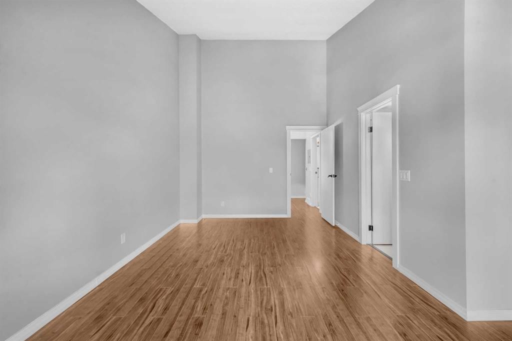 15 Ranch Glen Drive Nw, Calgary, AB - Indoor Photo Showing Other Room