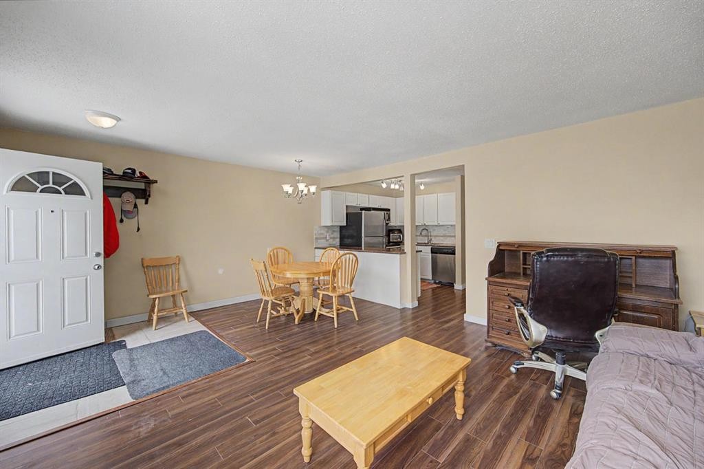 814-200 Brookpark Drive Sw, Calgary, AB