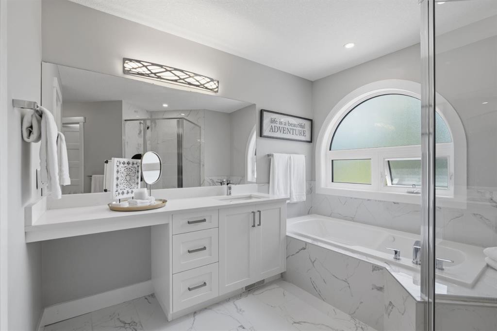 30 Strathcona Road Sw, Calgary, AB - Indoor Photo Showing Bathroom
