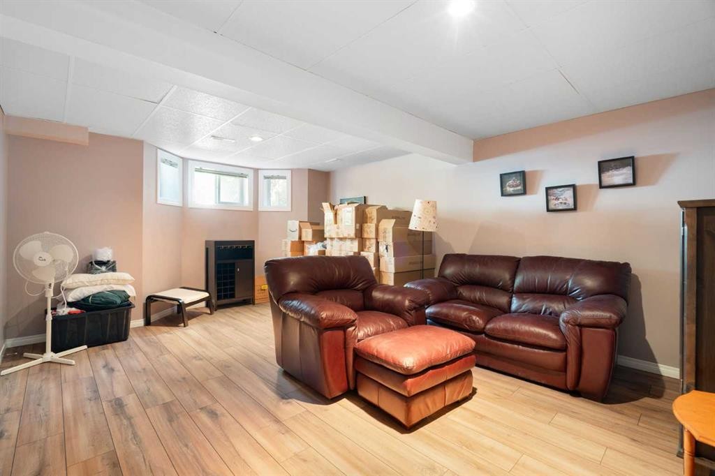 25 Prestwick Park Se, Calgary, AB