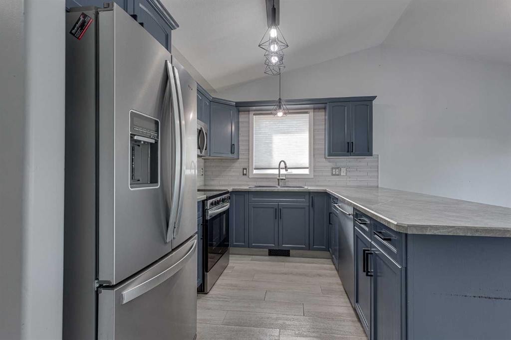 64 Addington Drive, Red Deer, AB