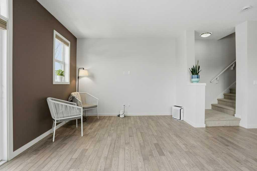 349 Walden Drive Se, Calgary, AB