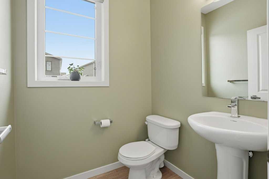 349 Walden Drive Se, Calgary, AB