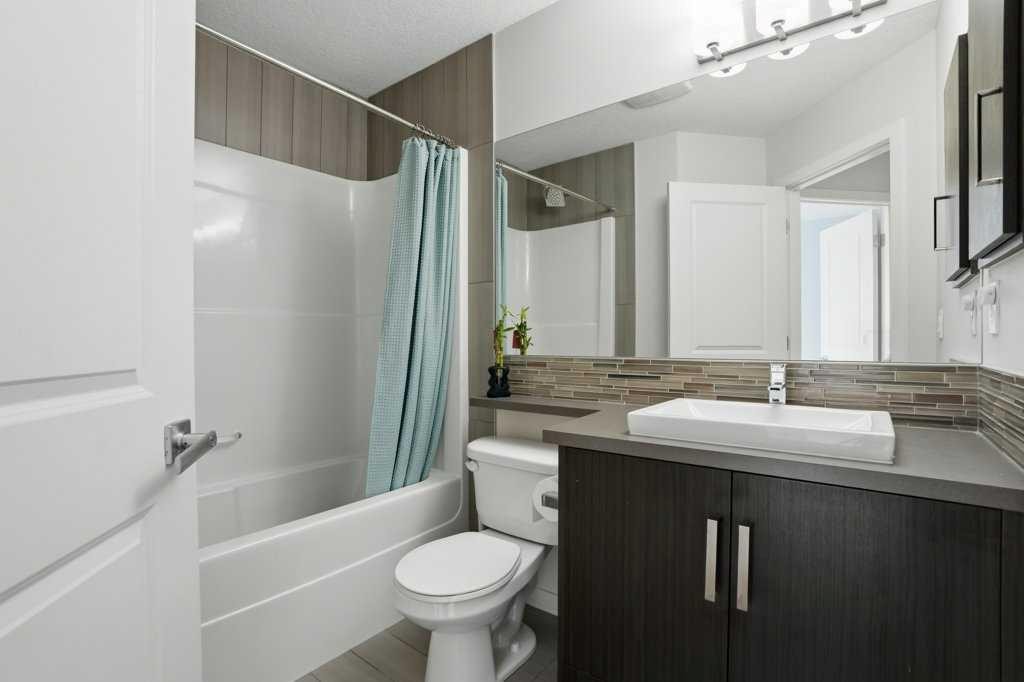 349 Walden Drive Se, Calgary, AB