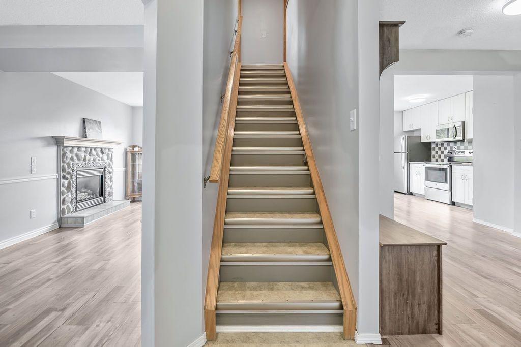 24 Cimarron Meadows Road, Okotoks, AB