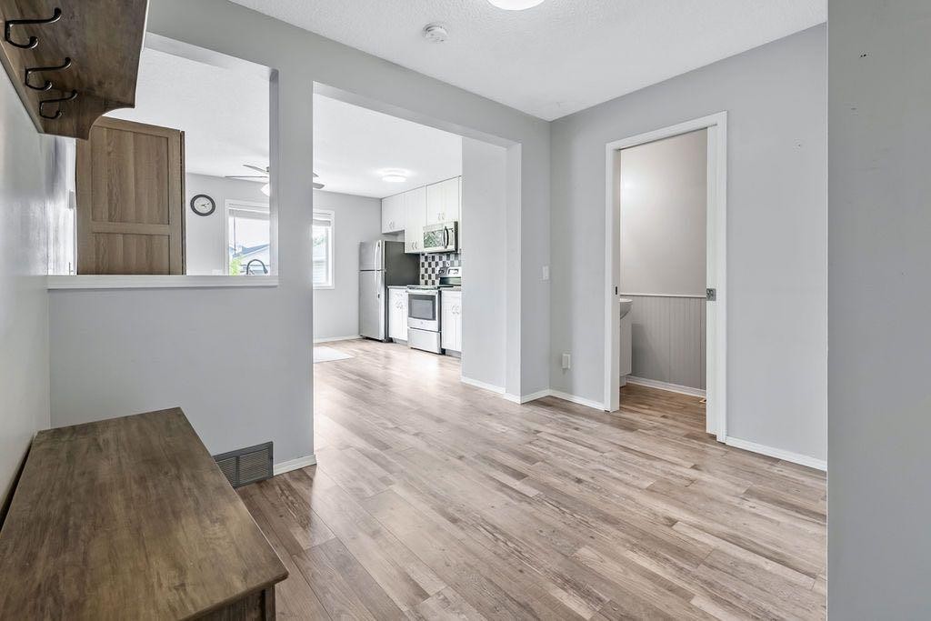 24 Cimarron Meadows Road, Okotoks, AB