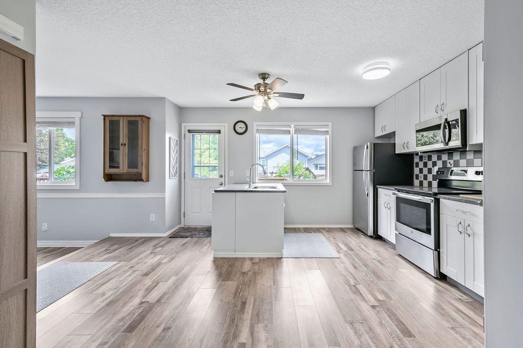 24 Cimarron Meadows Road, Okotoks, AB