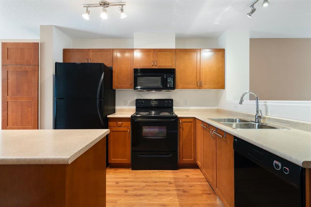 361 Elgin Gardens Se, Calgary, AB