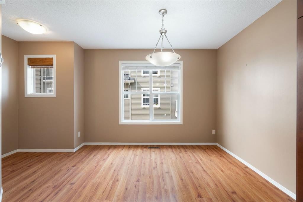 361 Elgin Gardens Se, Calgary, AB