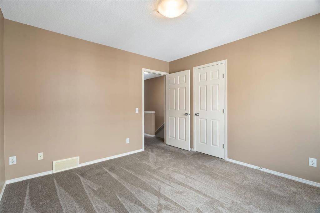 361 Elgin Gardens Se, Calgary, AB