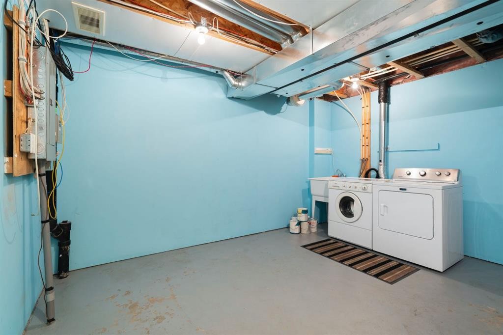361 Elgin Gardens Se, Calgary, AB