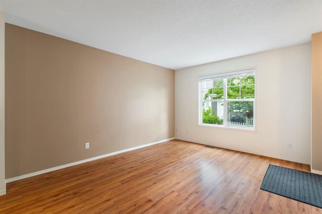 361 Elgin Gardens Se, Calgary, AB