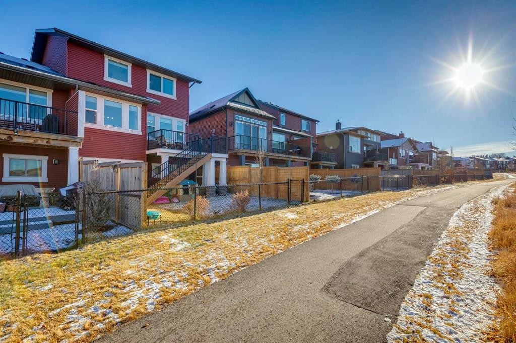 57 Crestridge Bay Sw, Calgary, AB