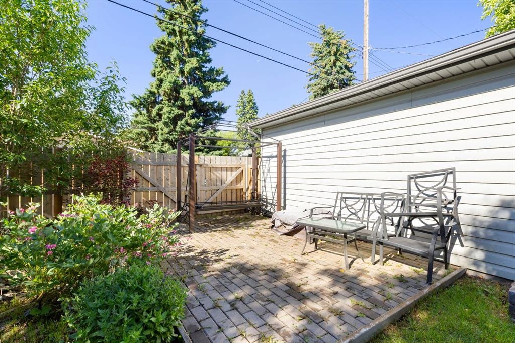 69 Winslow Crescent Sw, Calgary, AB - Outdoor With Deck Patio Veranda