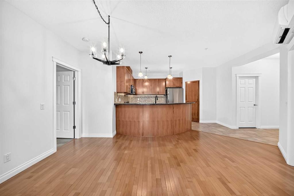 103-4 Hemlock Crescent Sw, Calgary, AB