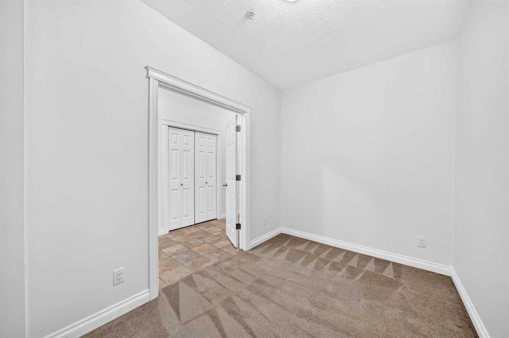 103-4 Hemlock Crescent Sw, Calgary, AB