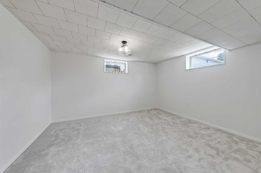 7443 Ogden Road Se, Calgary, AB