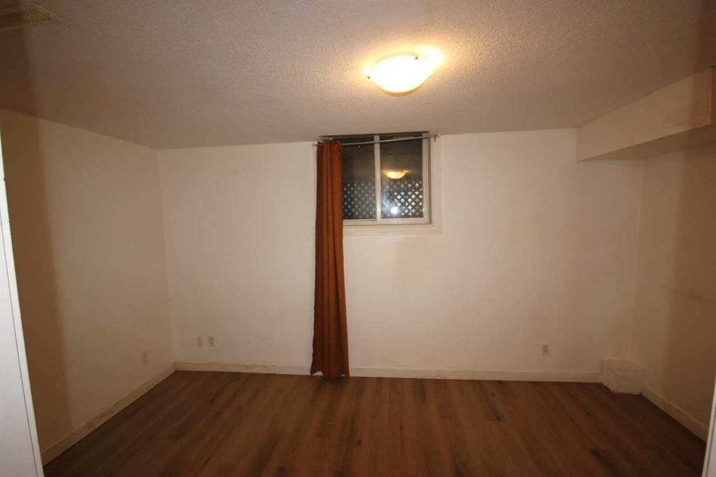 379 Falmere Road Ne, Calgary, AB