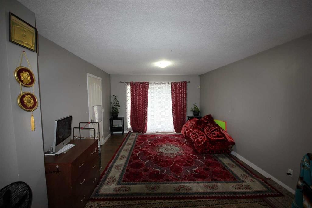379 Falmere Road Ne, Calgary, AB