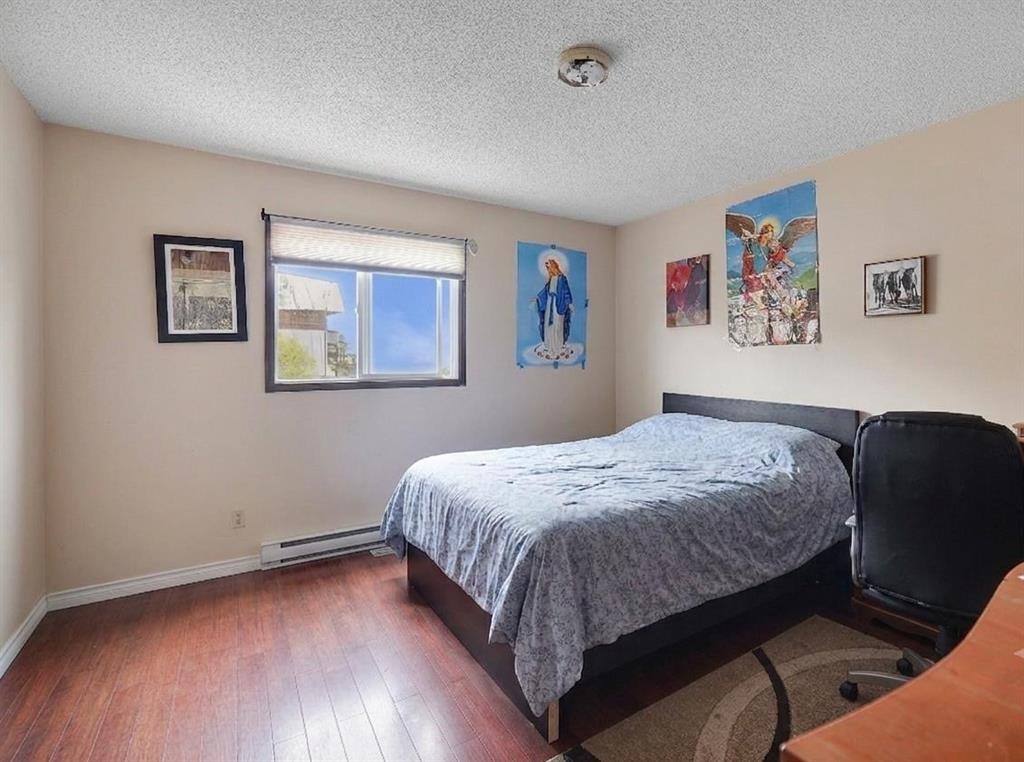 2714 74 Avenue Se, Calgary, AB
