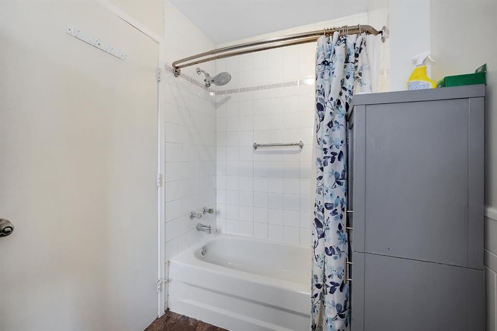 2714 74 Avenue Se, Calgary, AB