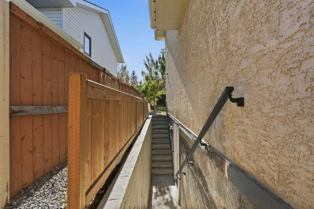 175 Shannon Circle Sw, Calgary, AB