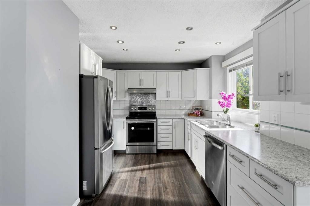 175 Shannon Circle Sw, Calgary, AB
