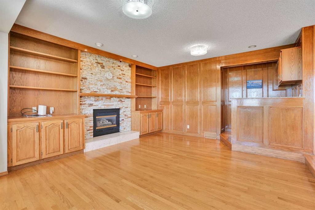 88 Edelweiss Drive Nw, Calgary, AB