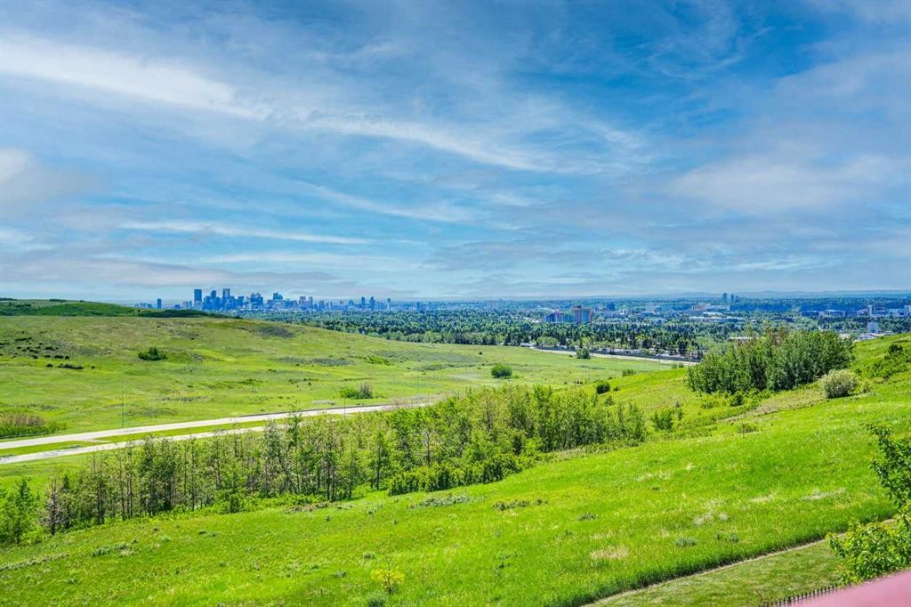 88 Edelweiss Drive Nw, Calgary, AB