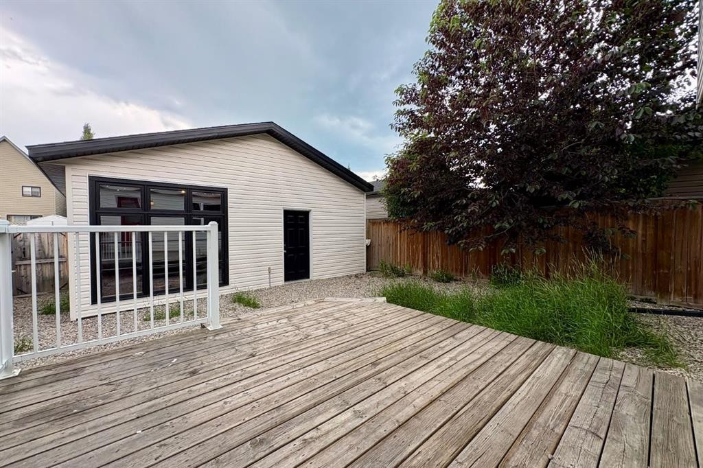 21 Walden Square Se, Calgary, AB