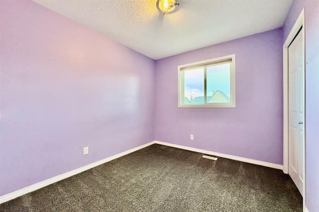 21 Walden Square Se, Calgary, AB