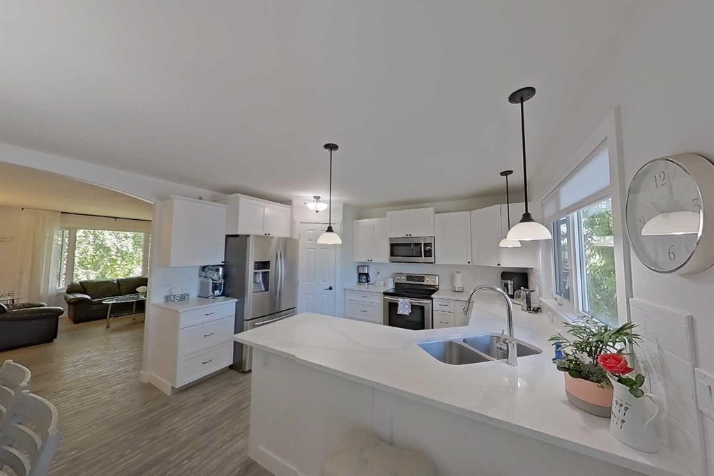 6803 24 Avenue Ne, Calgary, AB
