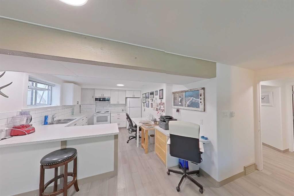 6803 24 Avenue Ne, Calgary, AB
