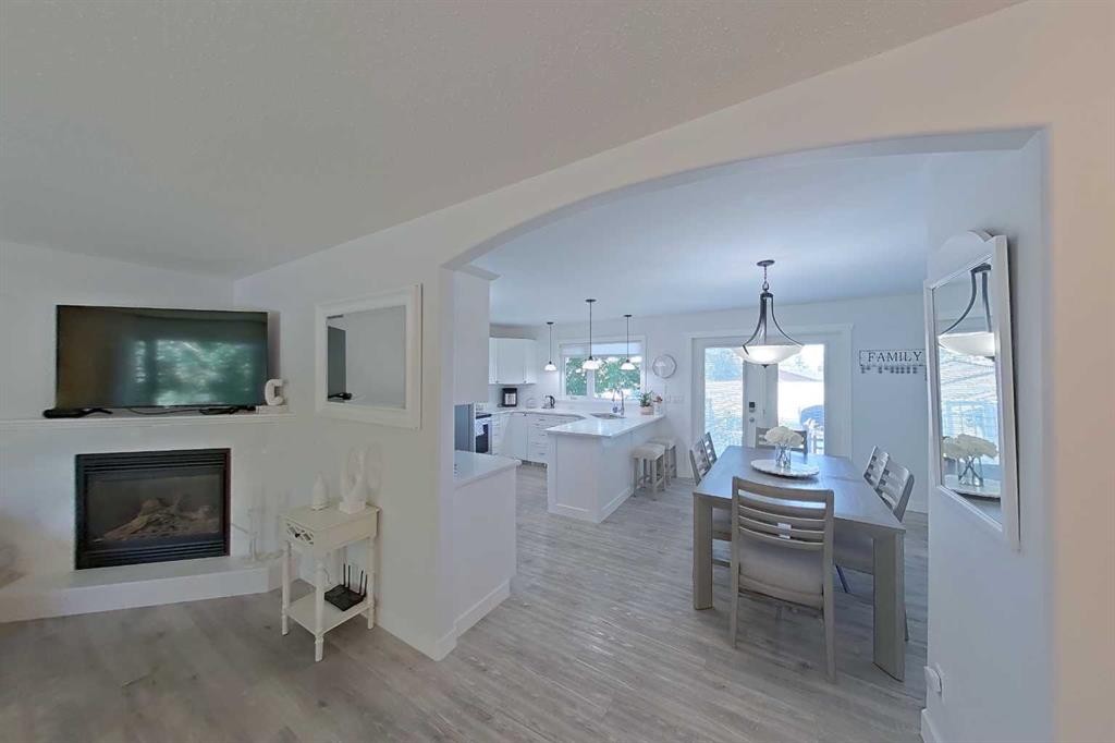 6803 24 Avenue Ne, Calgary, AB