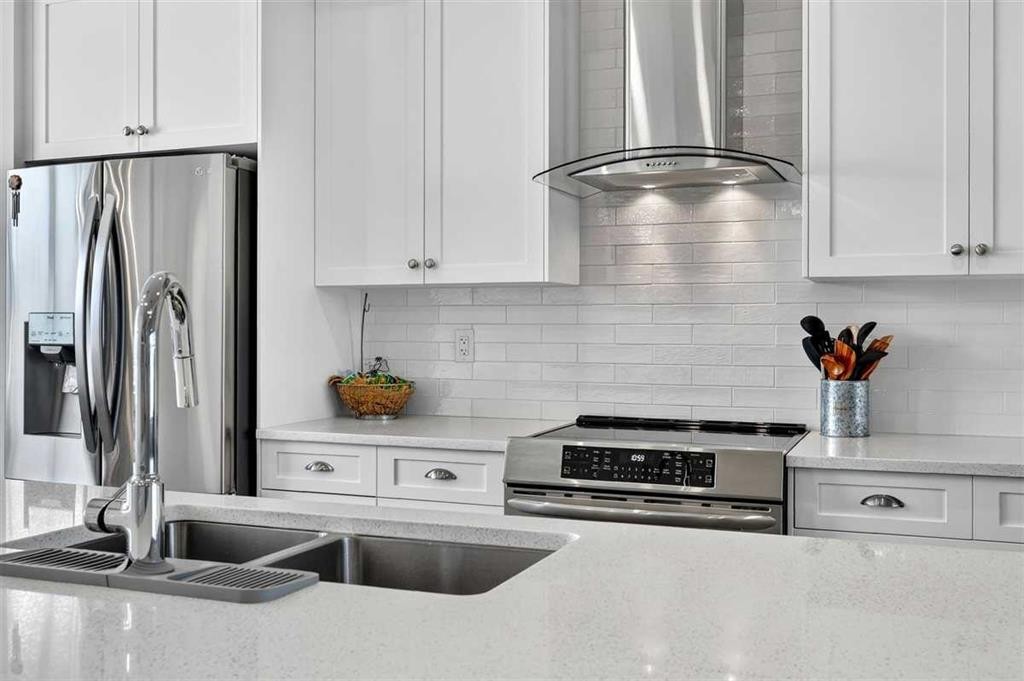 145 Waterford Boulevard, Chestermere, AB