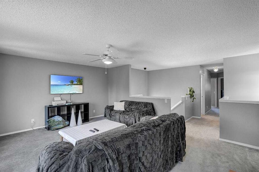 274 Somerside Park Sw, Calgary, AB