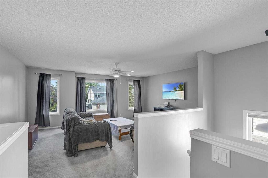 274 Somerside Park Sw, Calgary, AB