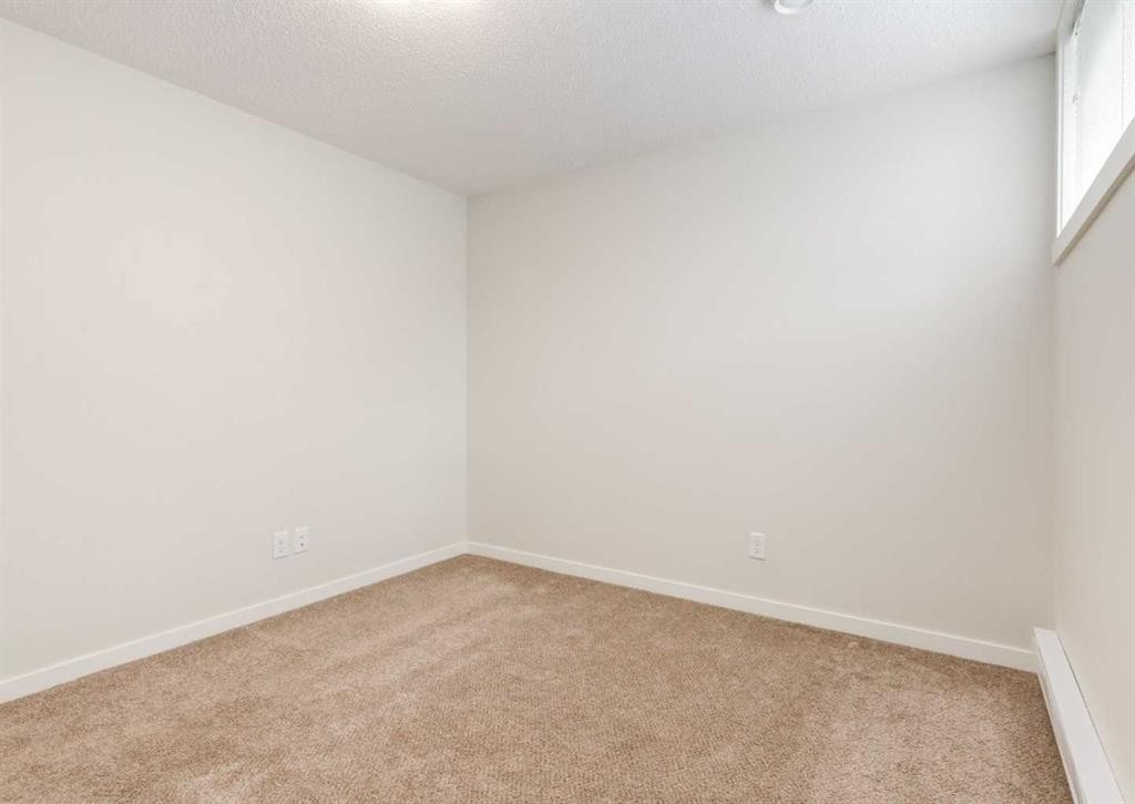 408 Cranbrook Square Se, Calgary, AB