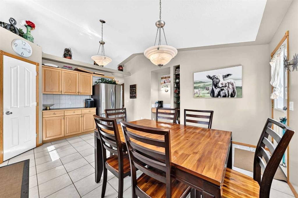 4 Strathford Place, Strathmore, AB